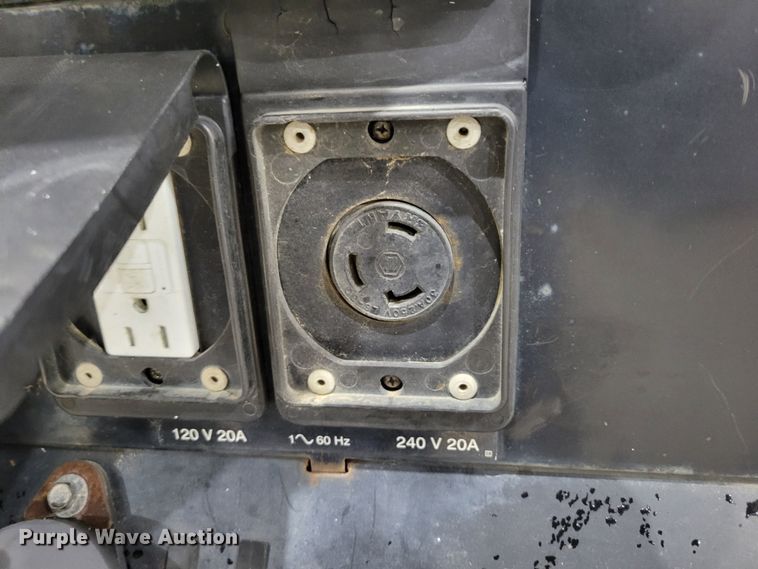 image for item LY9857 Miller Big Blue 400D  welder