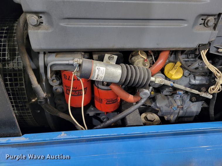 image for item LY9857 Miller Big Blue 400D  welder