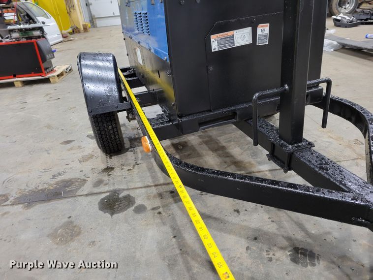 image for item LY9857 Miller Big Blue 400D  welder