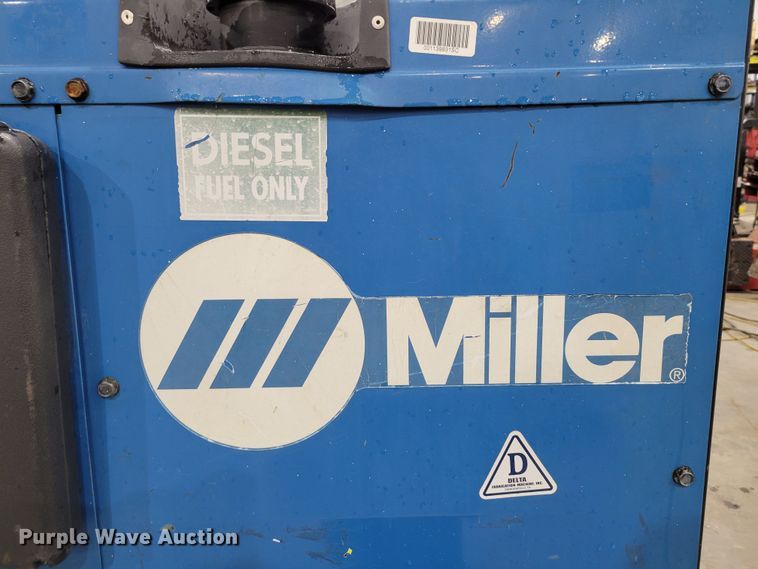 image for item LY9857 Miller Big Blue 400D  welder