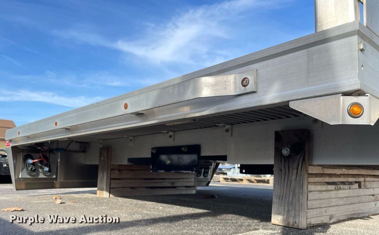 image for item MA9780 Knapheide  flatbed