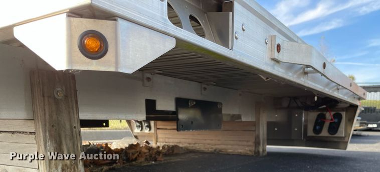 image for item MA9781 Knapheide  flatbed