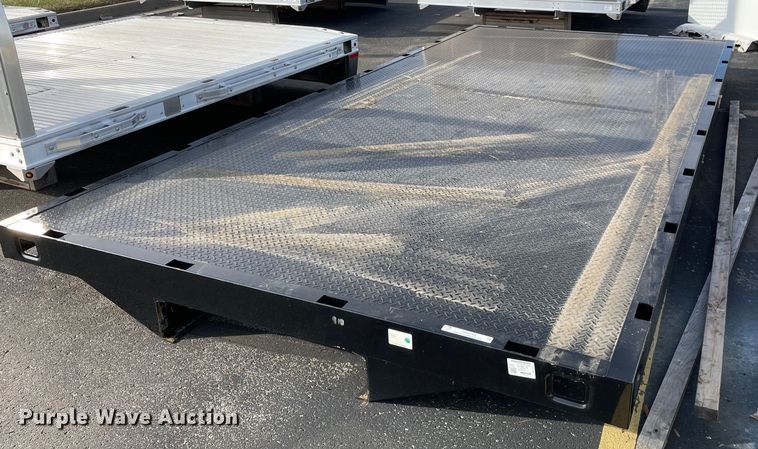 image for item MA9784 Knapheide PVMXT-163C  flatbed