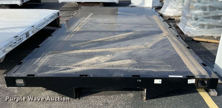 image for item MA9784 Knapheide PVMXT-163C  flatbed