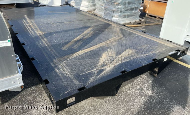 image for item MA9784 Knapheide PVMXT-163C  flatbed