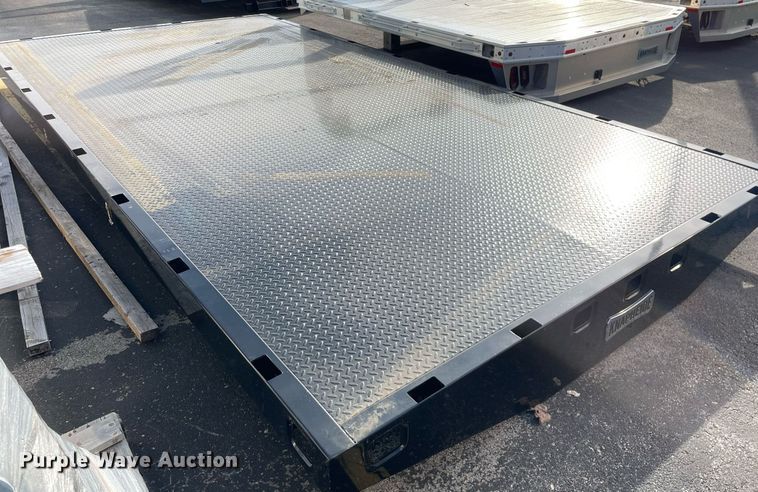 image for item MA9784 Knapheide PVMXT-163C  flatbed