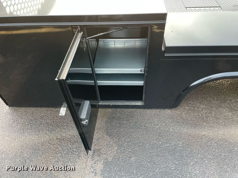 image for item MA9797 Knapheide PGND-116  flatbed