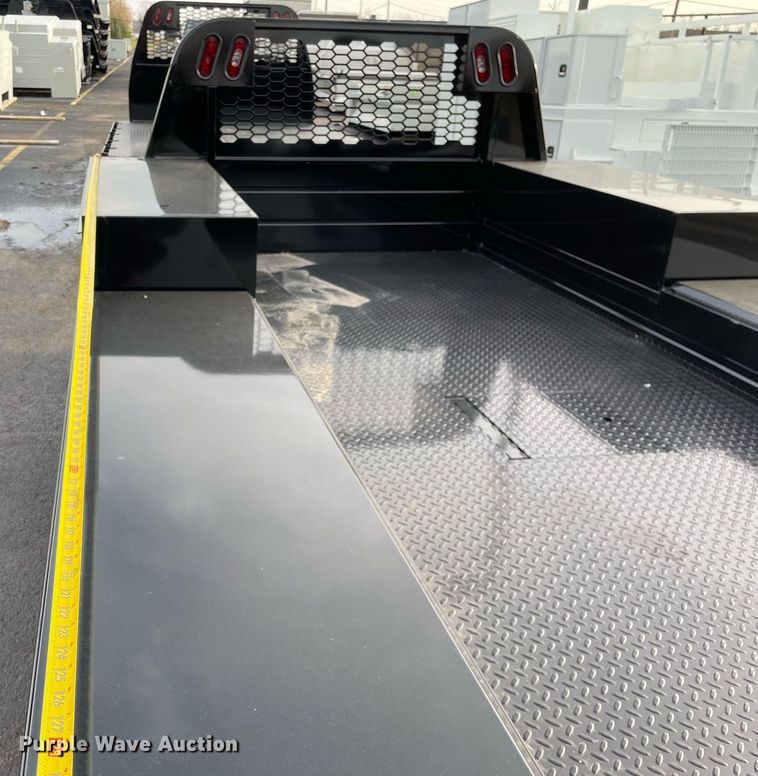 image for item MA9797 Knapheide PGND-116  flatbed