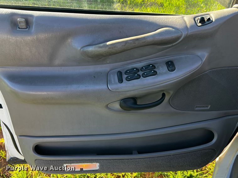 image for item MF9797 2001 Ford Expedition  SUV