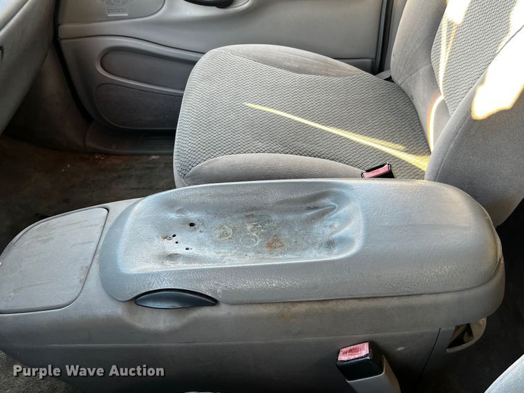 image for item MF9797 2001 Ford Expedition  SUV