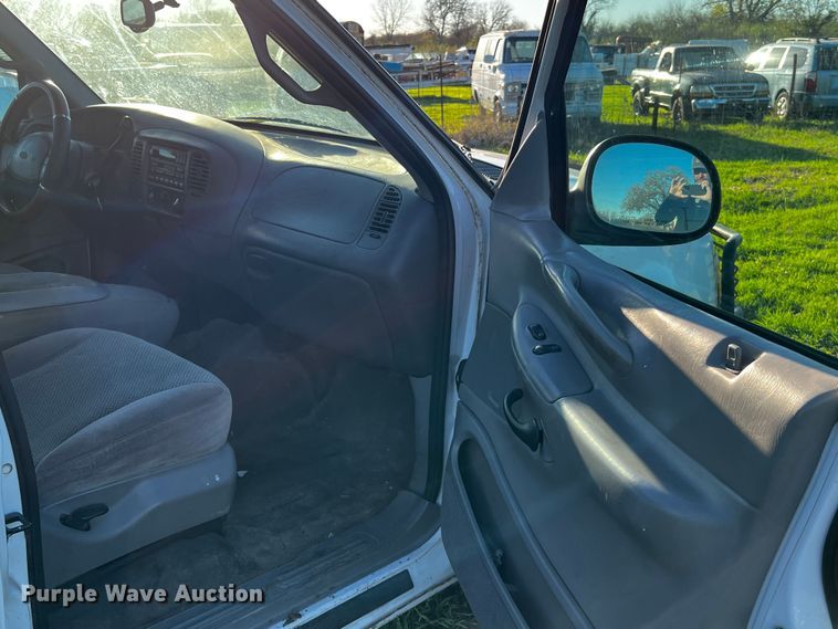 image for item MF9797 2001 Ford Expedition  SUV