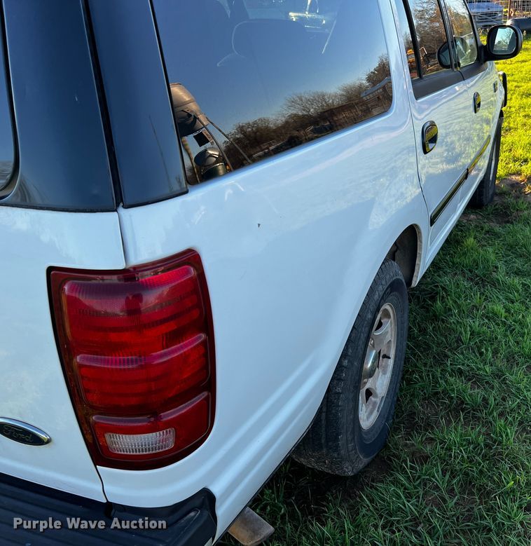 image for item MF9797 2001 Ford Expedition  SUV