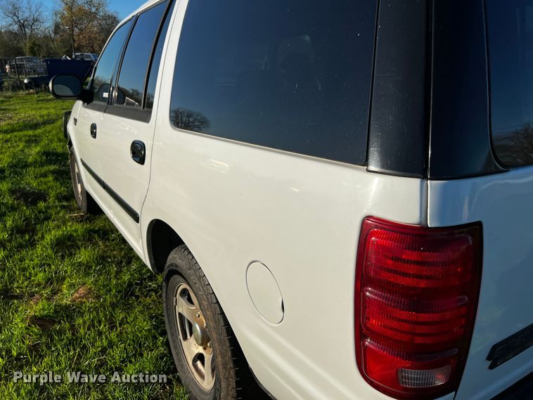 image for item MF9797 2001 Ford Expedition  SUV