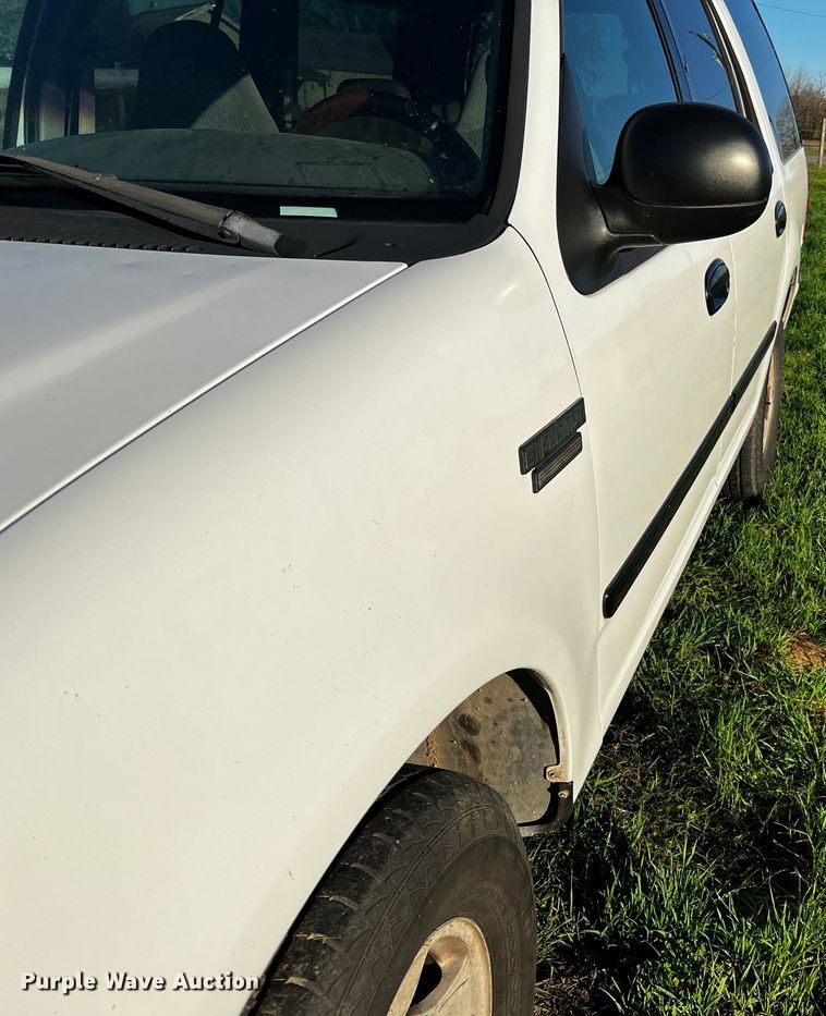 image for item MF9797 2001 Ford Expedition  SUV