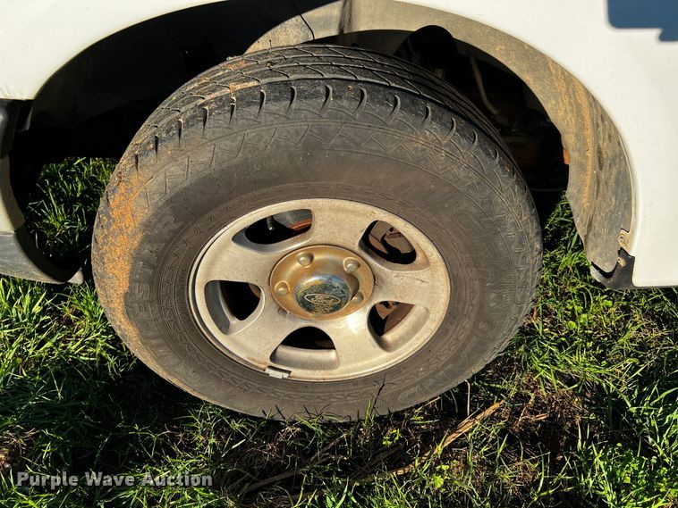 image for item MF9797 2001 Ford Expedition  SUV