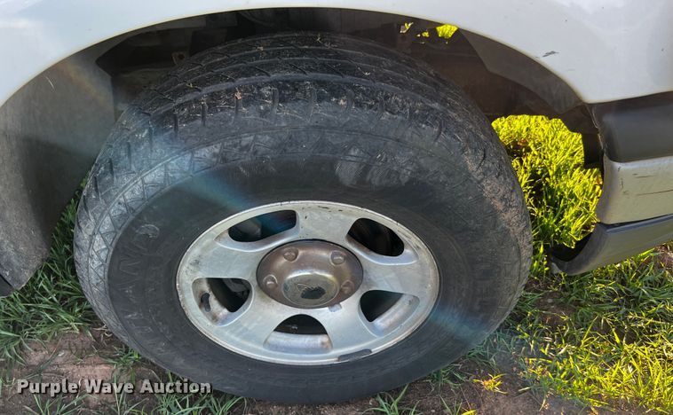 image for item MF9797 2001 Ford Expedition  SUV