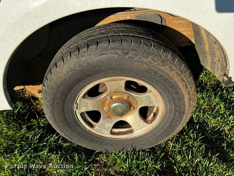 image for item MF9797 2001 Ford Expedition  SUV