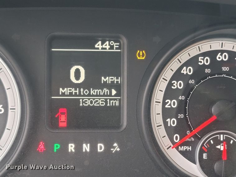 image for item MH9618 2013 Dodge Ram 2500HD  Crew Cab pickup truck