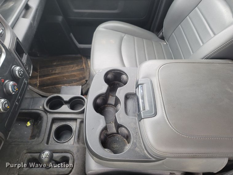 image for item MH9618 2013 Dodge Ram 2500HD  Crew Cab pickup truck