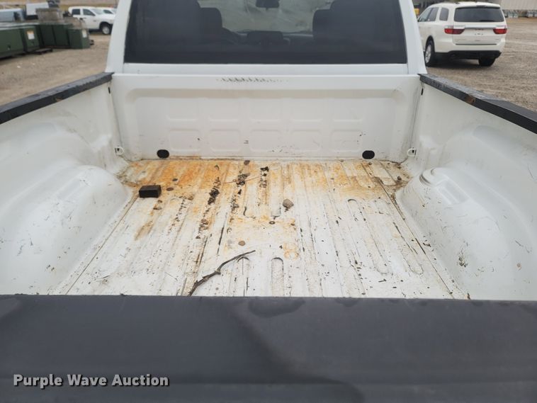 image for item MH9618 2013 Dodge Ram 2500HD  Crew Cab pickup truck