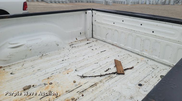 image for item MH9618 2013 Dodge Ram 2500HD  Crew Cab pickup truck