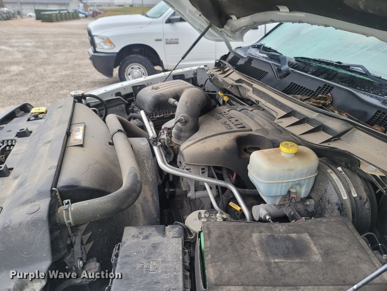 image for item MH9618 2013 Dodge Ram 2500HD  Crew Cab pickup truck