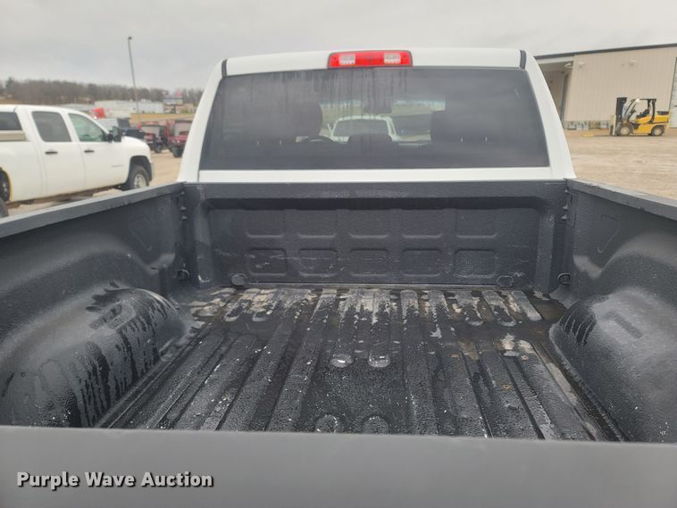 image for item MH9619 2014 Dodge Ram 2500HD  Crew Cab pickup truck