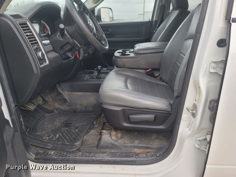 image for item MH9619 2014 Dodge Ram 2500HD  Crew Cab pickup truck