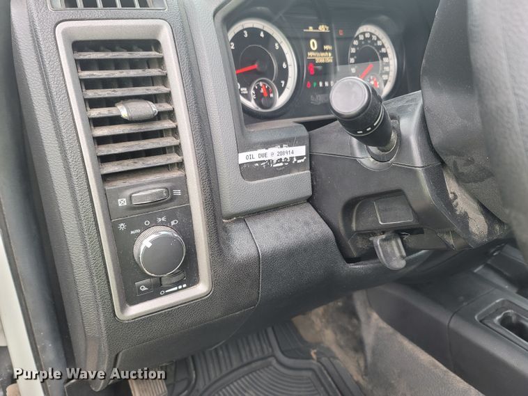 image for item MH9619 2014 Dodge Ram 2500HD  Crew Cab pickup truck