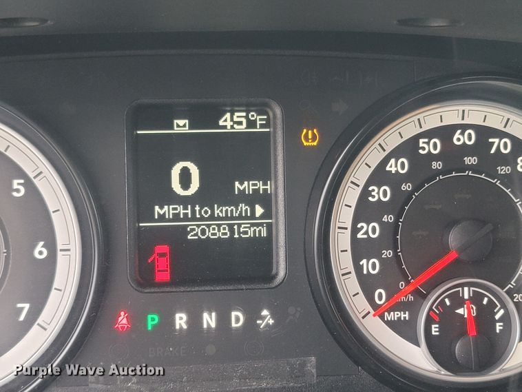 image for item MH9619 2014 Dodge Ram 2500HD  Crew Cab pickup truck