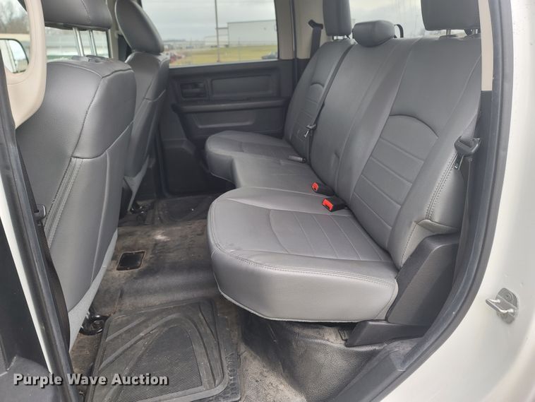 image for item MH9619 2014 Dodge Ram 2500HD  Crew Cab pickup truck