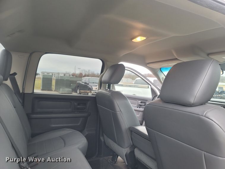 image for item MH9619 2014 Dodge Ram 2500HD  Crew Cab pickup truck