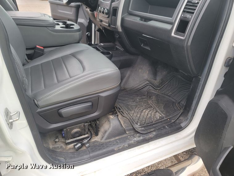 image for item MH9619 2014 Dodge Ram 2500HD  Crew Cab pickup truck