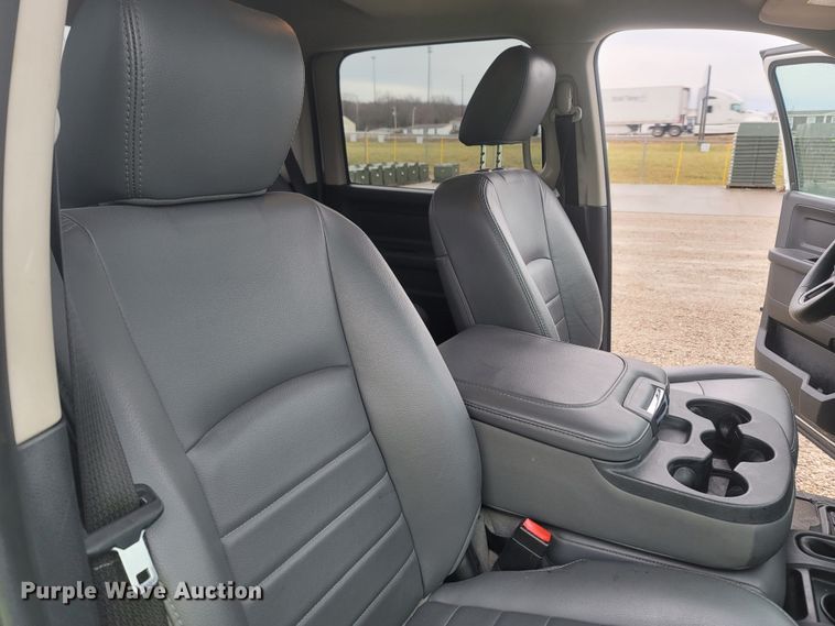 image for item MH9619 2014 Dodge Ram 2500HD  Crew Cab pickup truck