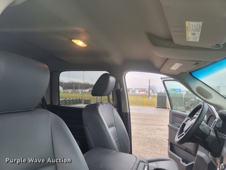 image for item MH9619 2014 Dodge Ram 2500HD  Crew Cab pickup truck