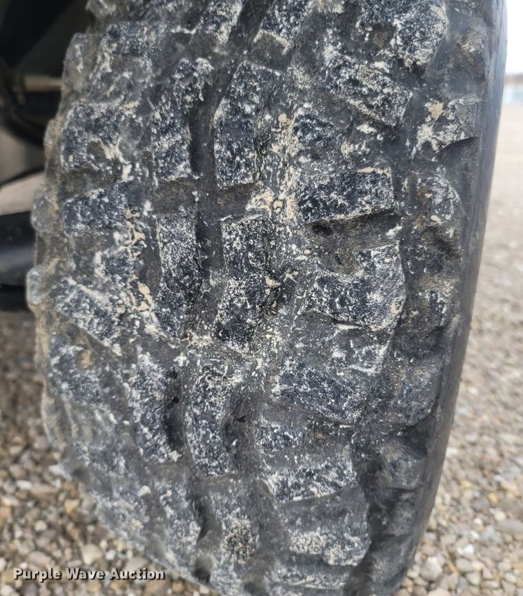 image for item MH9622 2016 Kawasaki Mule 4010  utility vehicle