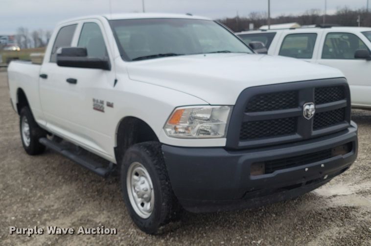 image for item MH9624 2016 Dodge Ram 2500HD  Crew Cab pickup truck