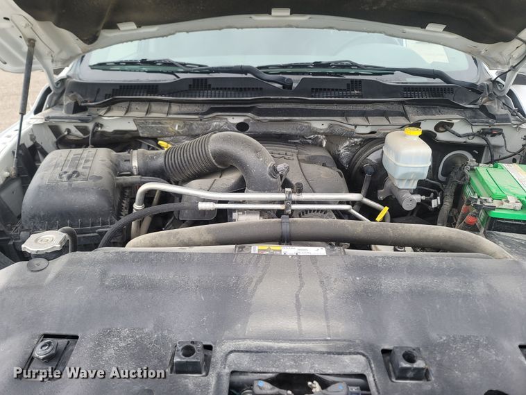 image for item MH9624 2016 Dodge Ram 2500HD  Crew Cab pickup truck