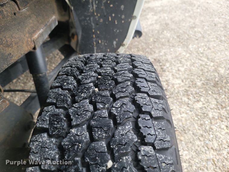 image for item MH9624 2016 Dodge Ram 2500HD  Crew Cab pickup truck