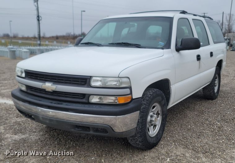 image for item MH9626 2002 Chevrolet Suburban 1500  SUV