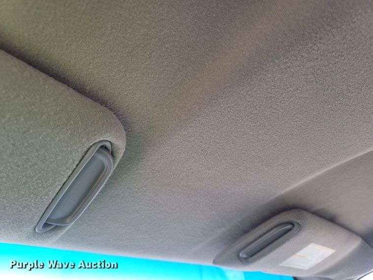 image for item MH9626 2002 Chevrolet Suburban 1500  SUV