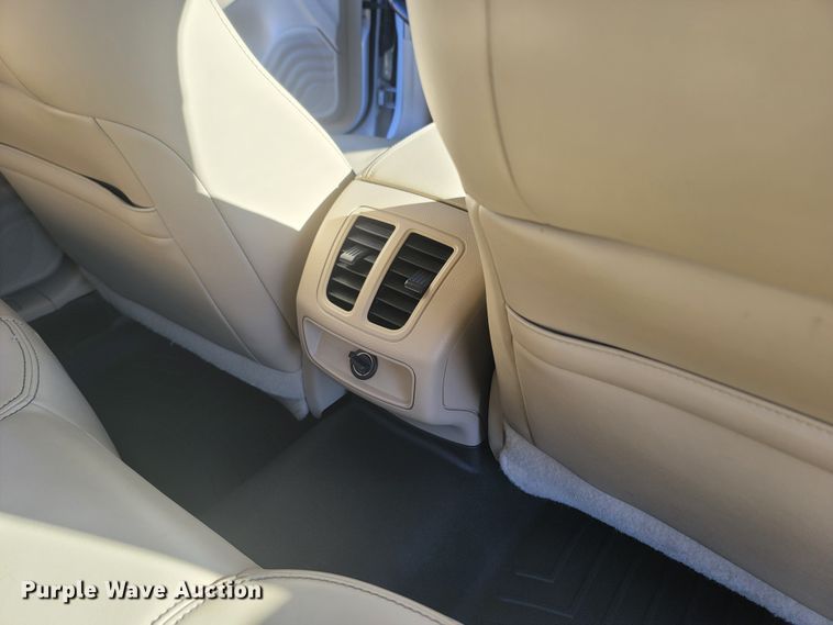 image for item MH9656 2016 Ford Taurus SEL