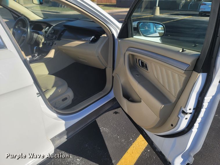 image for item MH9656 2016 Ford Taurus SEL