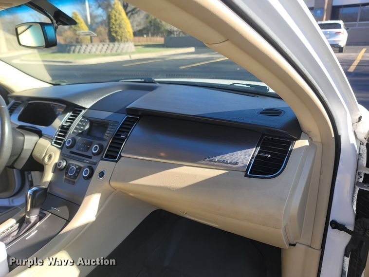 image for item MH9656 2016 Ford Taurus SEL