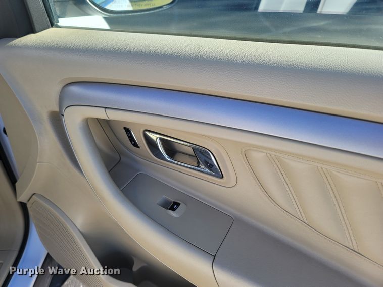 image for item MH9656 2016 Ford Taurus SEL