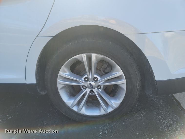 image for item MH9656 2016 Ford Taurus SEL