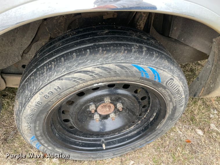 image for item MI9602 2003 Ford Crown Victoria