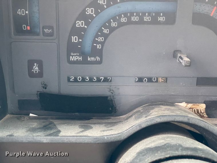 image for item MI9603 1991 GMC Sonoma  Club Coupe pickup truck