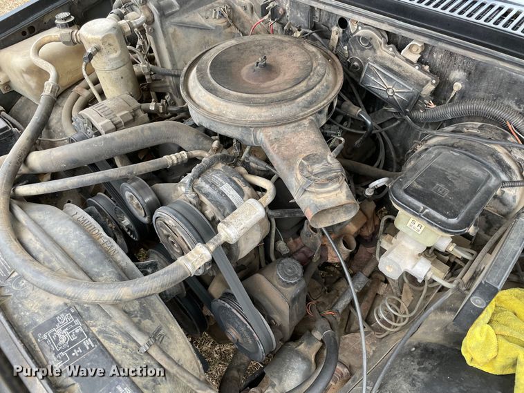 image for item MI9603 1991 GMC Sonoma  Club Coupe pickup truck