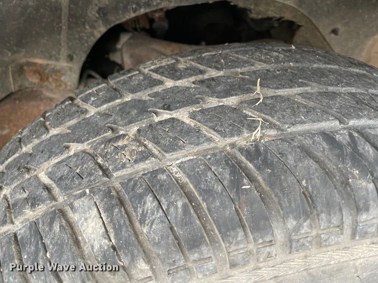 image for item MI9603 1991 GMC Sonoma  Club Coupe pickup truck